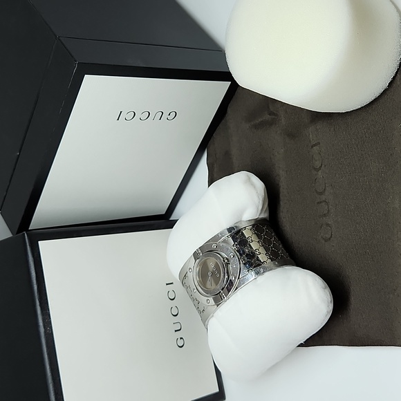 Gucci Watch - Picture 11 of 11